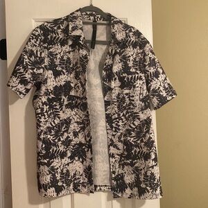 Men’s Lululemon hawaiian button up shirt!